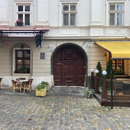 Apartment Cathedral Square Lviv Exterior photo